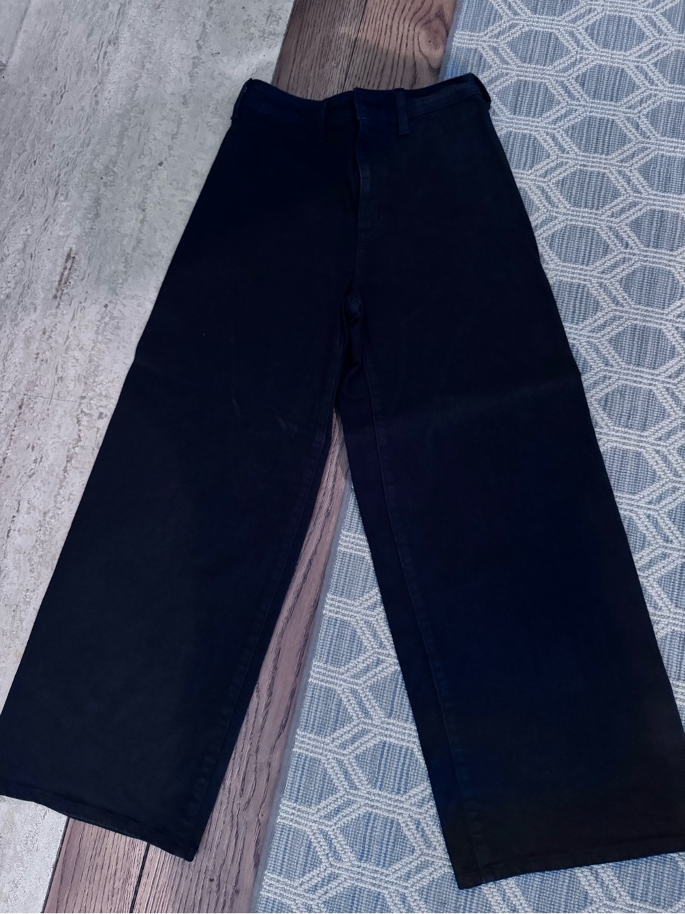 Universal Thread Black Wide-Leg Jeans